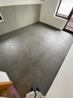 Design Beton Boden dunkelgrau